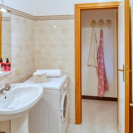 Apartamento Paola Levanto